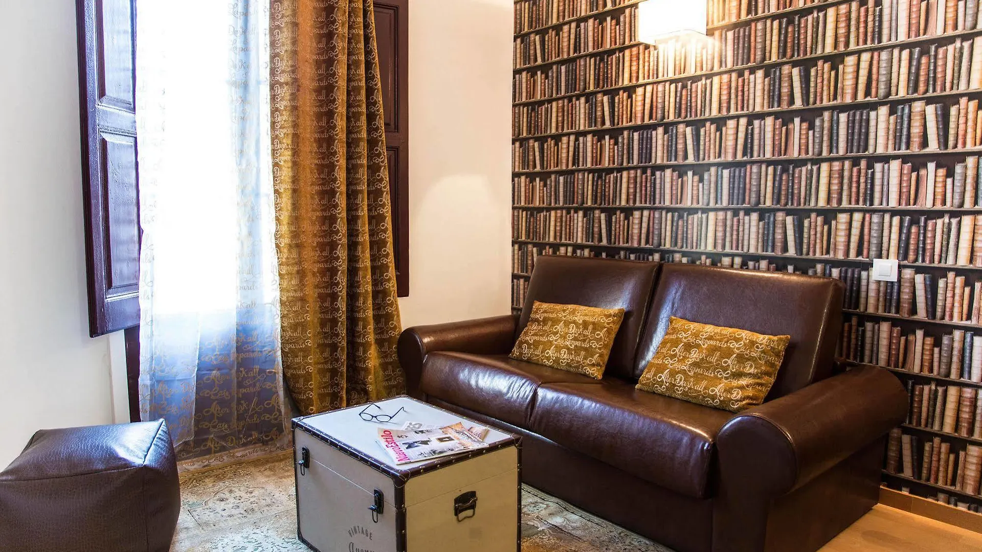 Alcam Books Apartment Barcelona