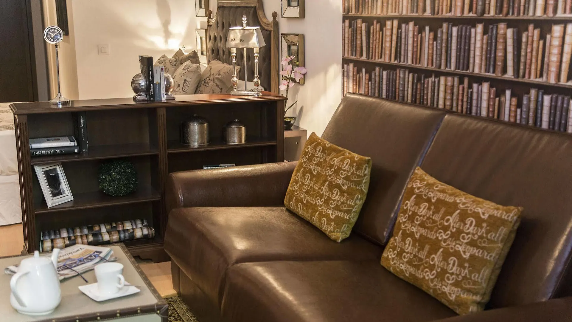 Alcam Books Apartment Barcelona Spain